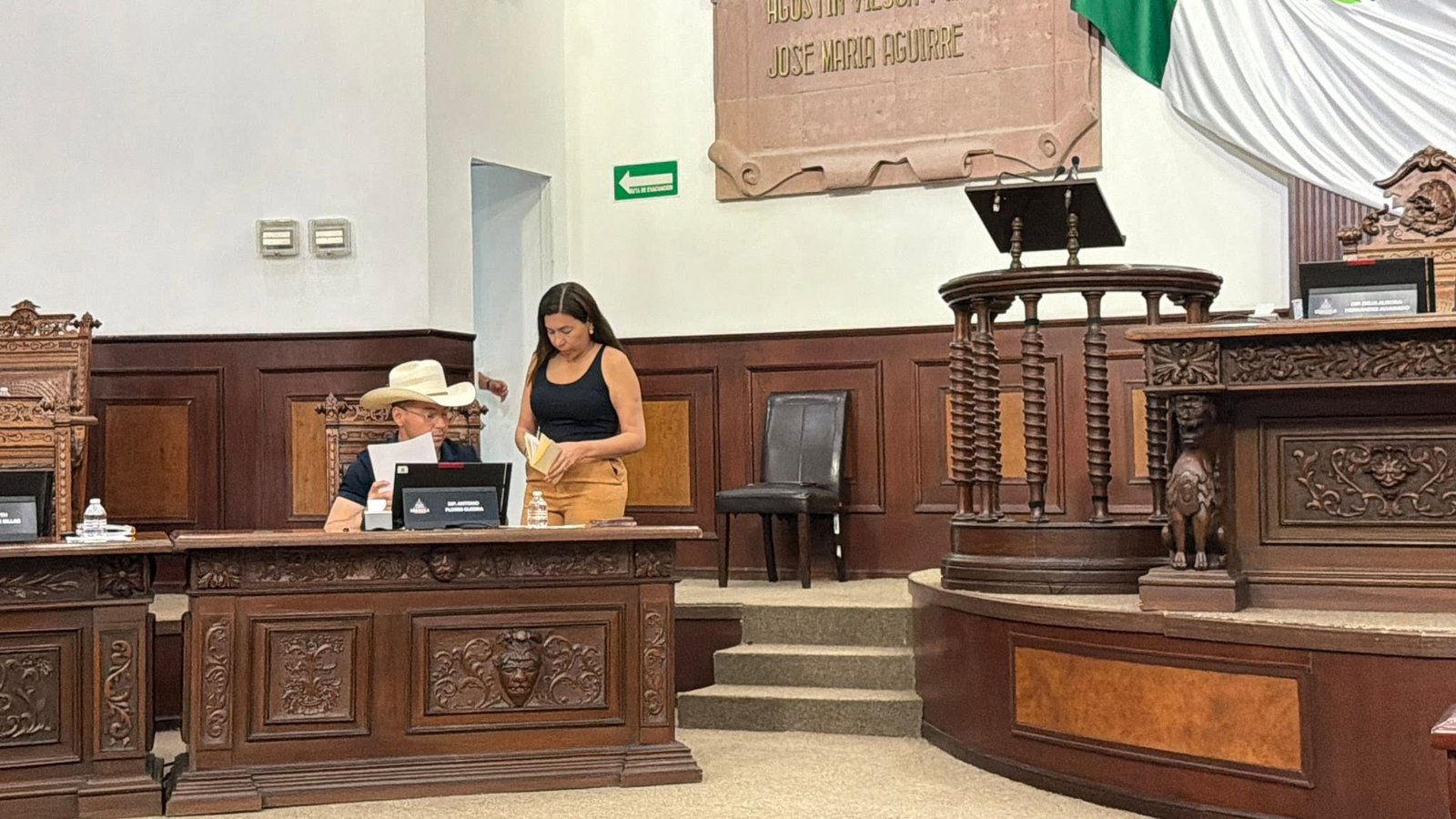 Que regrese, pero a trabajar