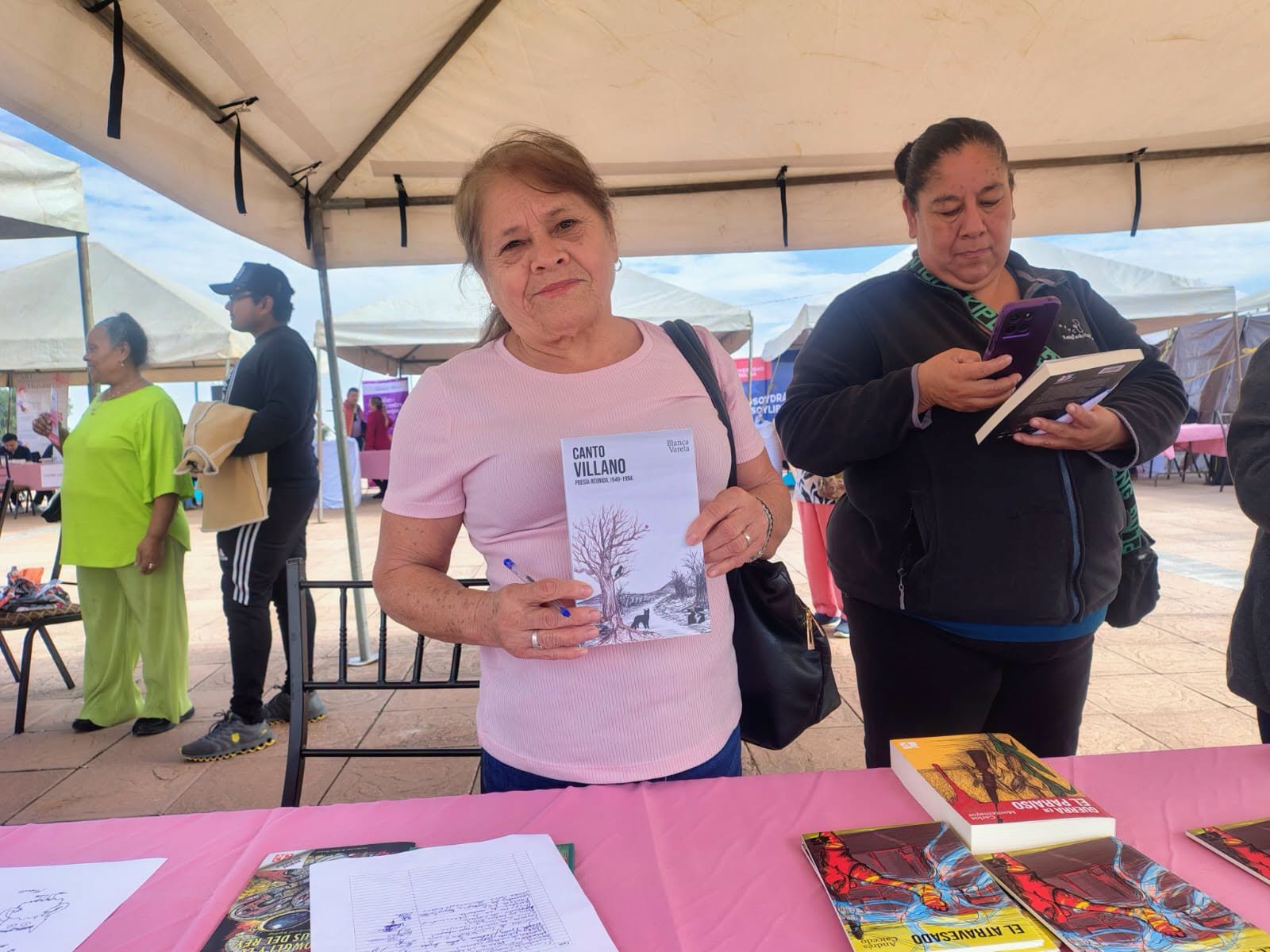 La Brigada Rosa: Puntadas de Amor llegó al Parque Las Maravillas 