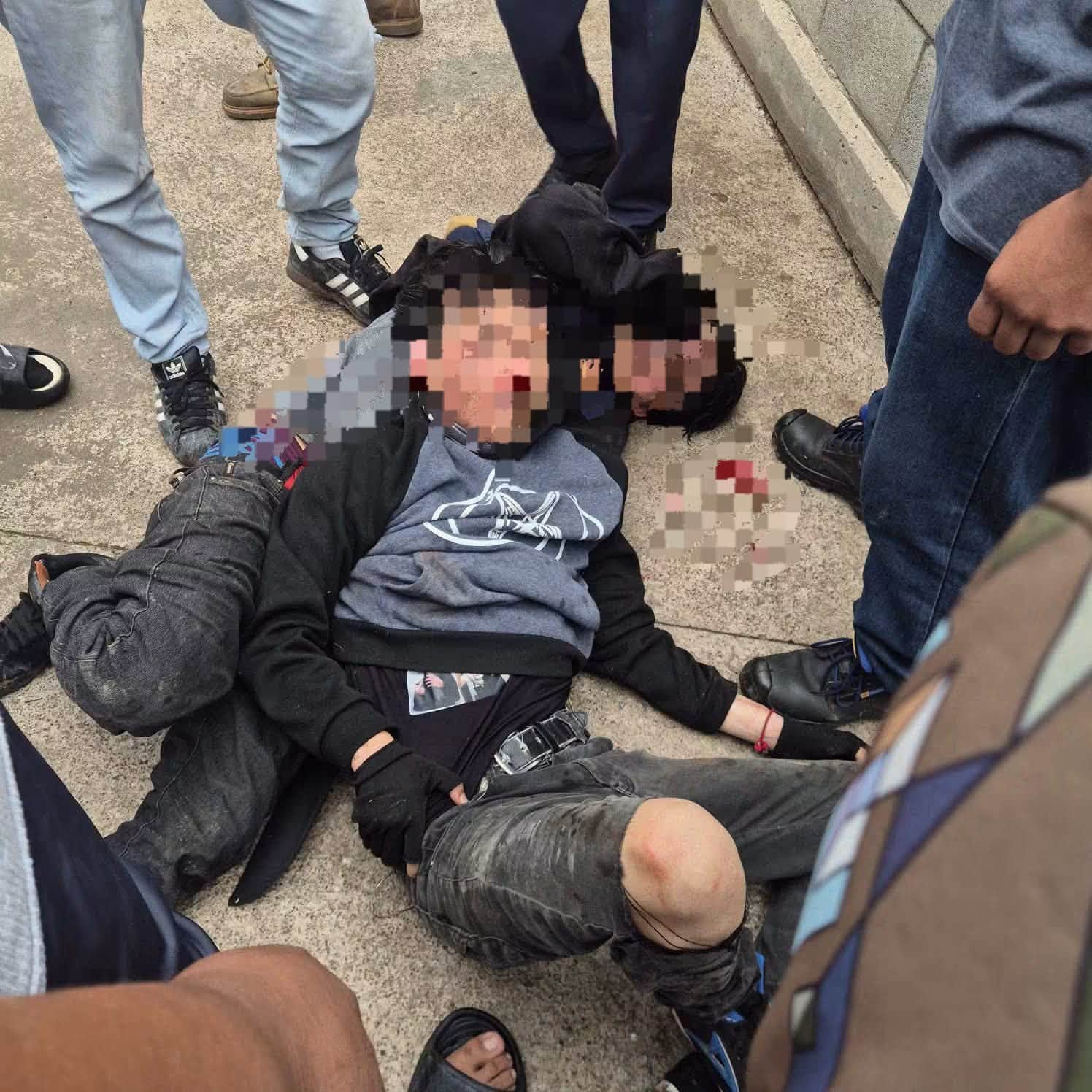 Los agresores fueron sometidos por los habitantes de la comunidad