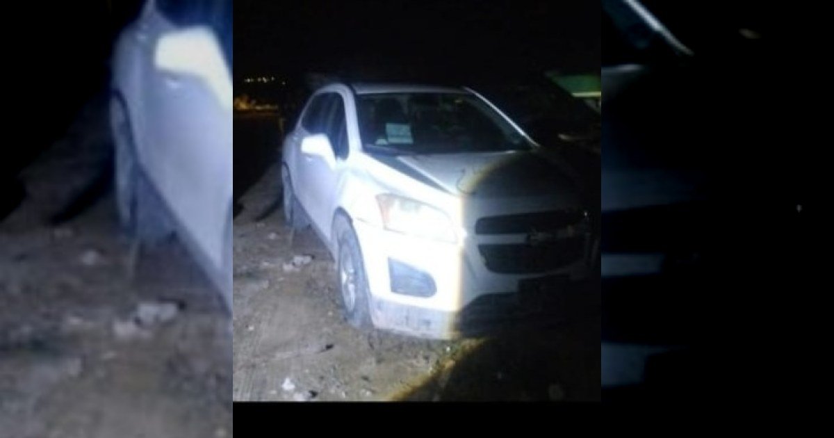 Recupera Comisaría dos vehículos con reporte de robo; hay una persona detenida · Fotografía 3