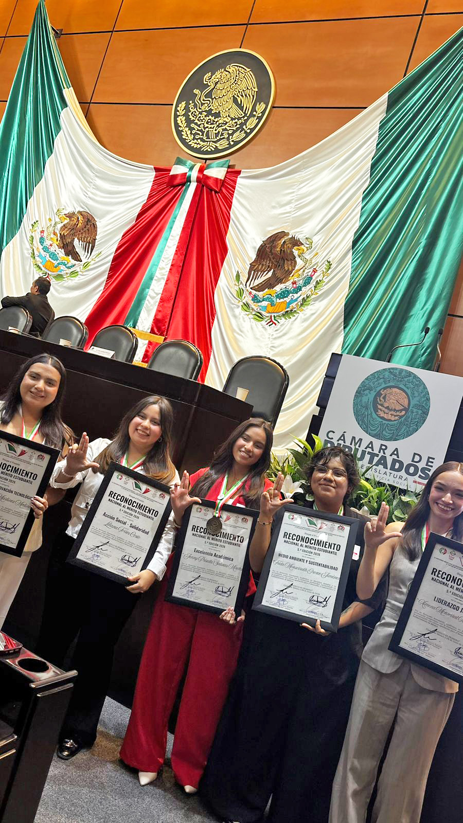 1. Reconocimiento Mérito Estudiantil 2026
