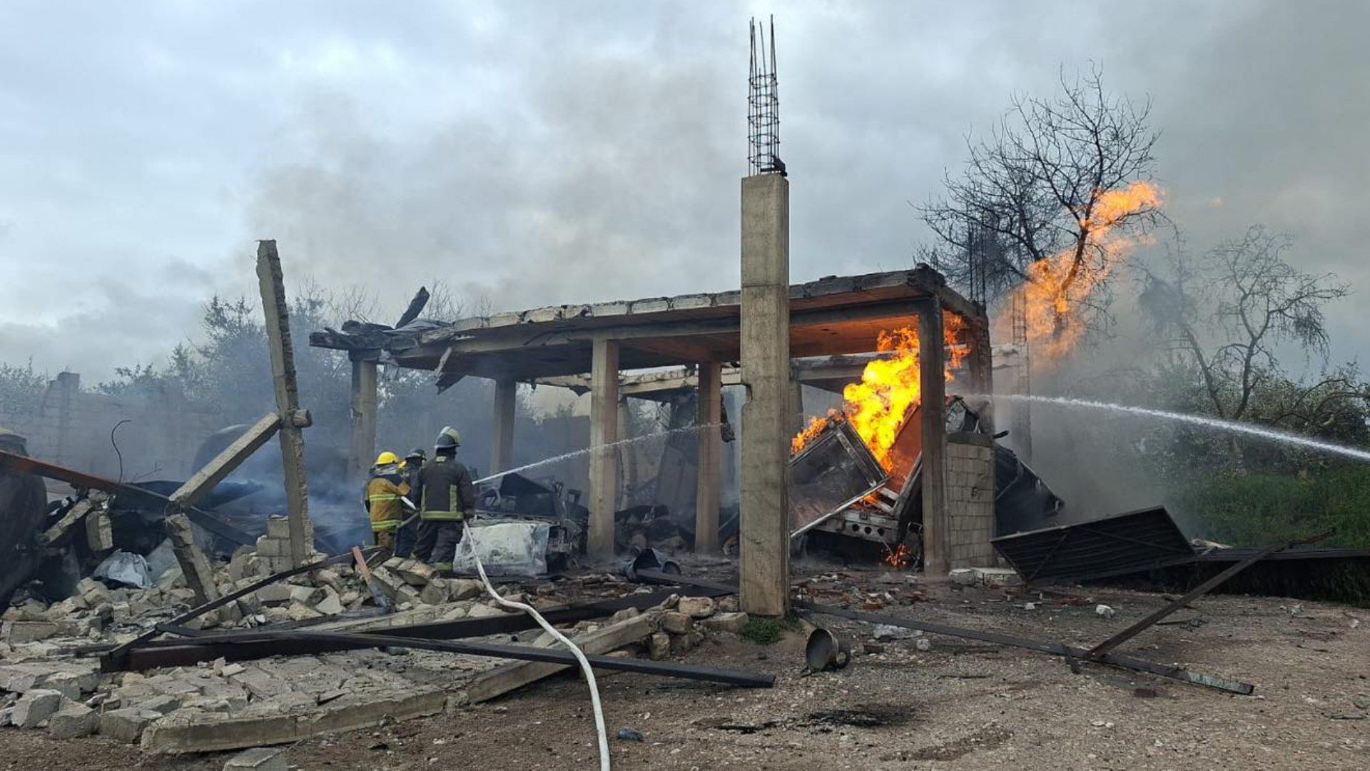 Explosión en Tepeaca · video de archivo Explosión en Tepeaca, Puebla, 4 de junio de 2026. Foto: Coordinación General de Protección Civil del Estado de Puebla, publicada por N+.